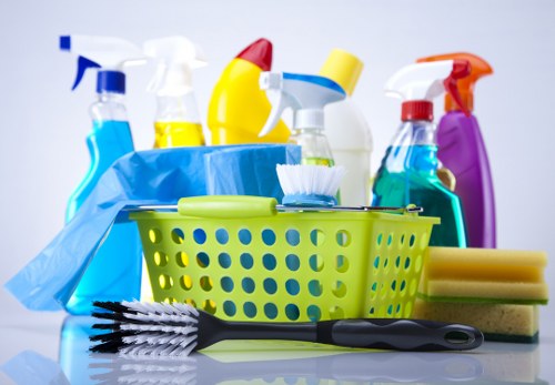 Professional end of tenancy cleaning for a Kingston rental property kitchen